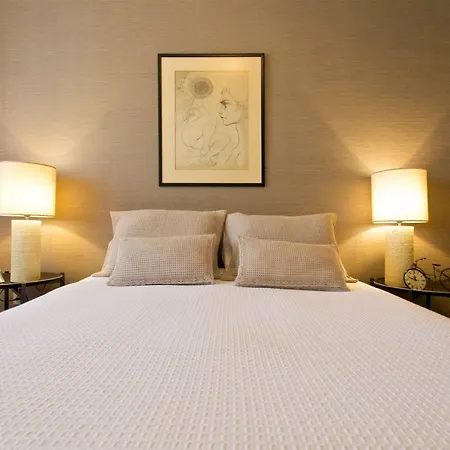 Flat Apartment *